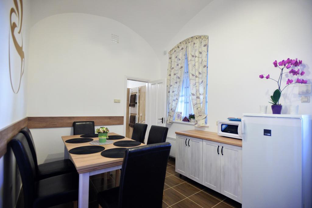 Foter Apartman Eger Exterior photo